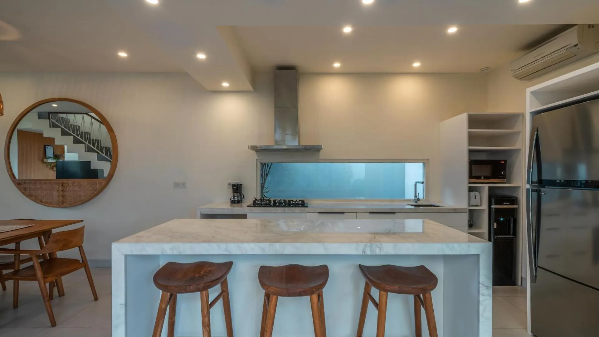 Villa Nestor - New Contemporary 3Bd Villa Next To The Beach Canggu   Canggu (Bali)