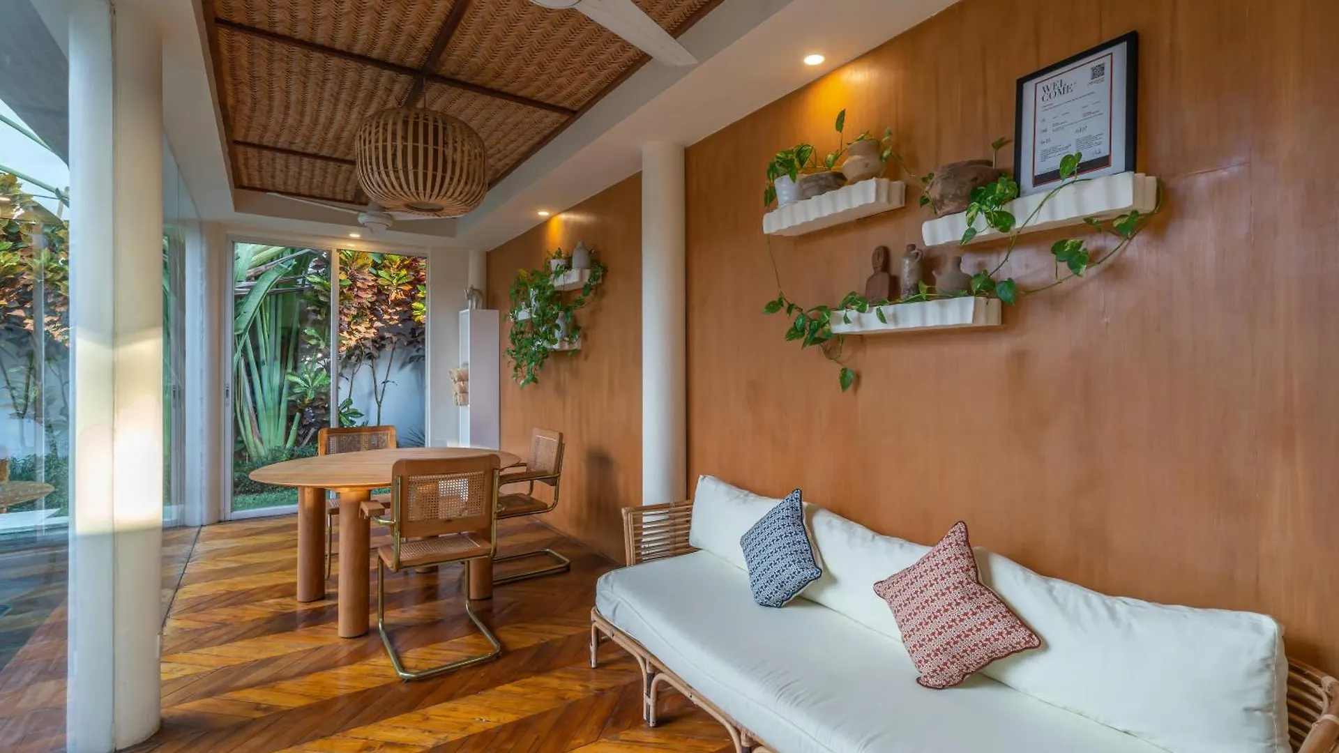 Villa Nestor - New Contemporary 3Bd Villa Next To The Beach Canggu  Canggu (Bali)