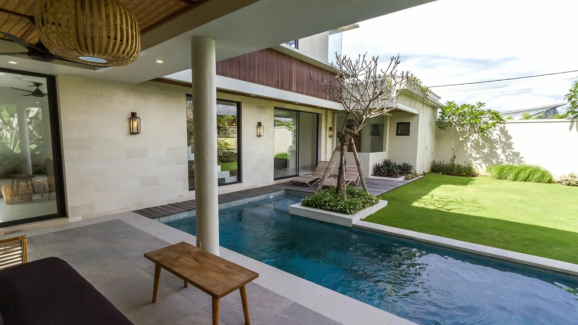 Villa Nestor - New Contemporary 3Bd Villa Next To The Beach Canggu  0*, Canggu (Bali)